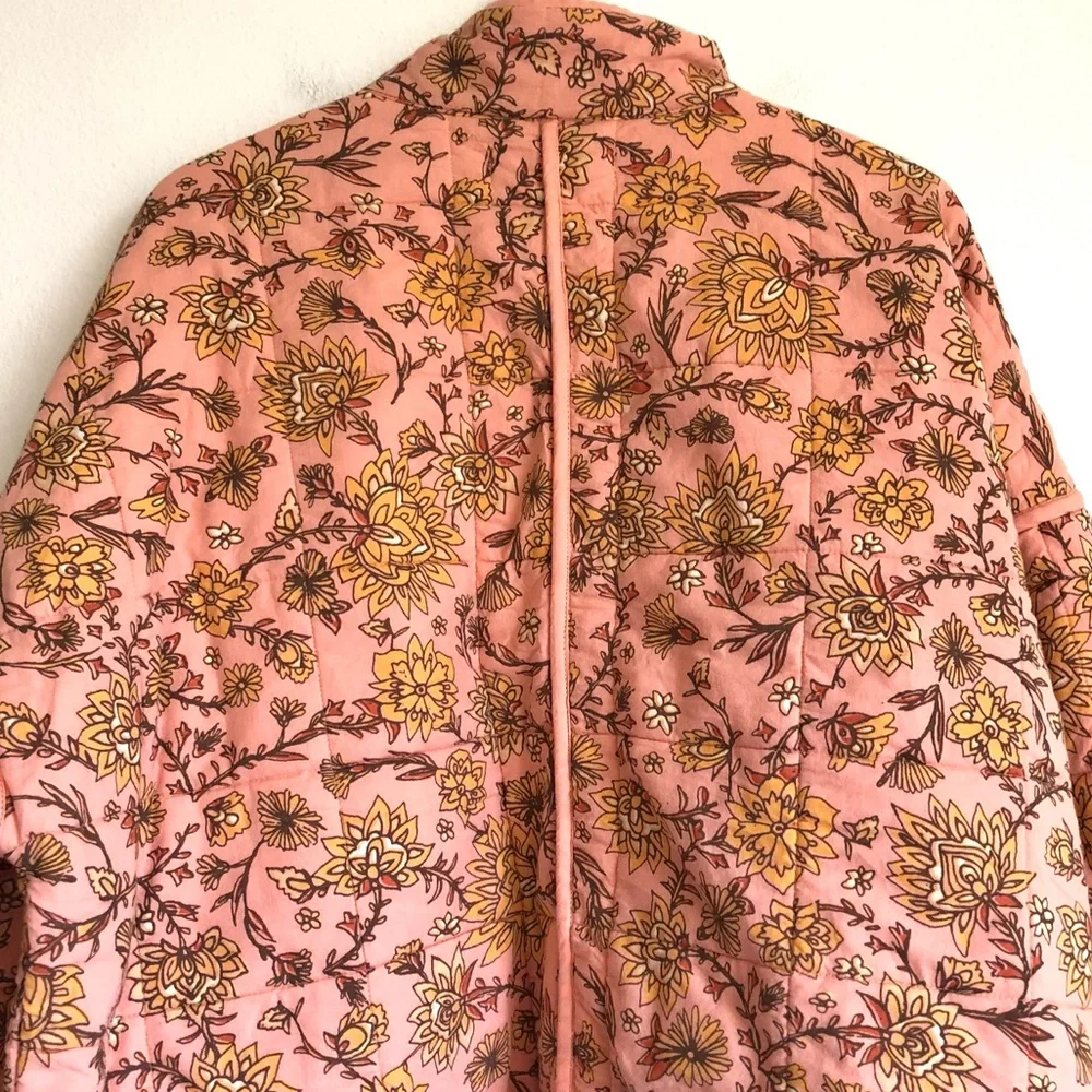 NWT Free People Chloe Quilted Dolman Jacket in Peach Combo Floral Size Medium - Picture 10 of 12